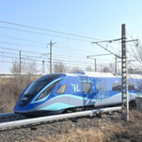 Первый китайский городской поезд на водородном топливе