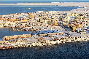 Красноярский порт Диксон может стать бункеровочной базой Севморпути - статья