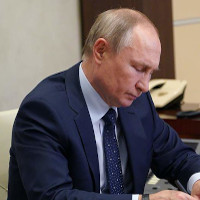 Путин подписал указы о признании независимости ЛНР и ДНР