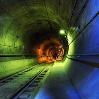 Единственный в России подводный железнодорожный тоннель